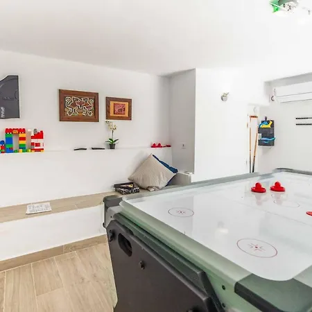 Bunji Marbella